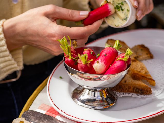 Les Deux Stations Radis beurre